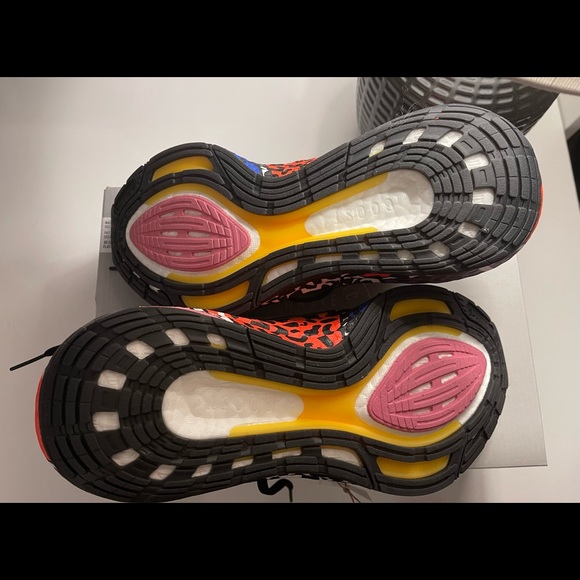 Adidas ULTRABOOST 22 X RICH MNISI SHOES - Picture 5 of 10